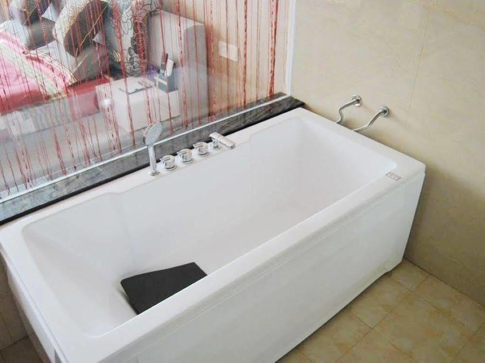 Mo'Er Holiday Hotel Наньтун Екстер'єр фото