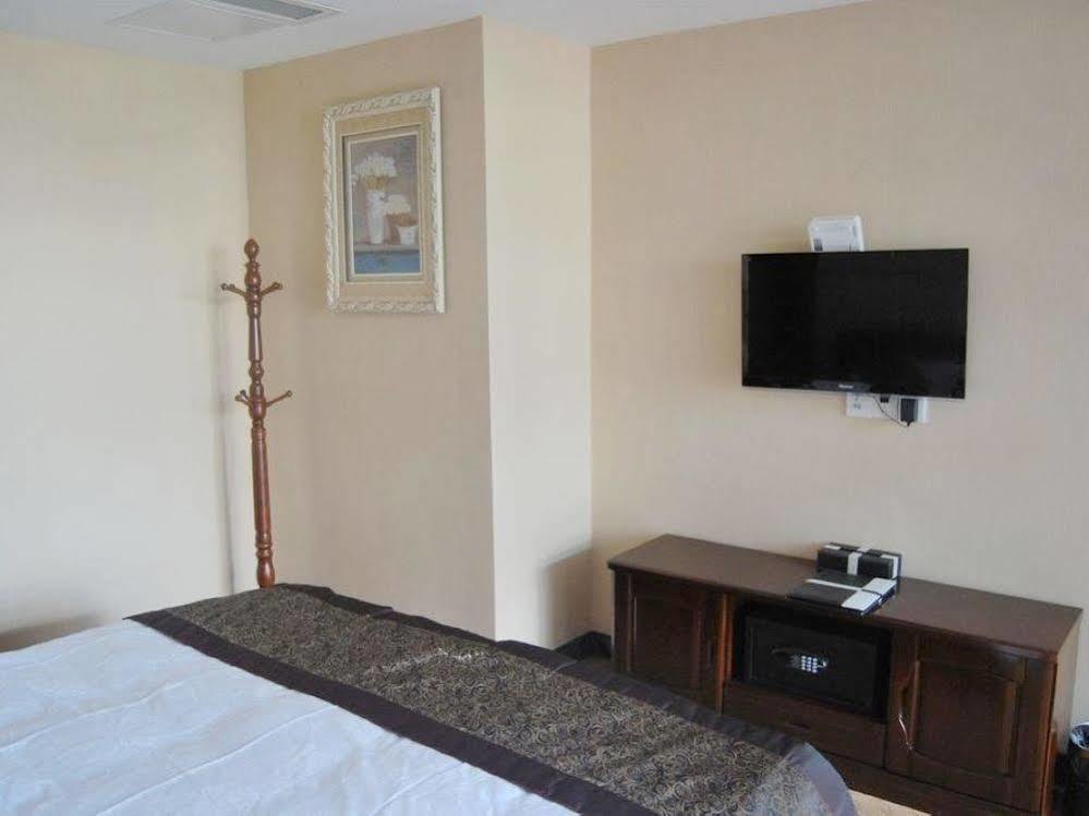 Mo'Er Holiday Hotel Наньтун Екстер'єр фото
