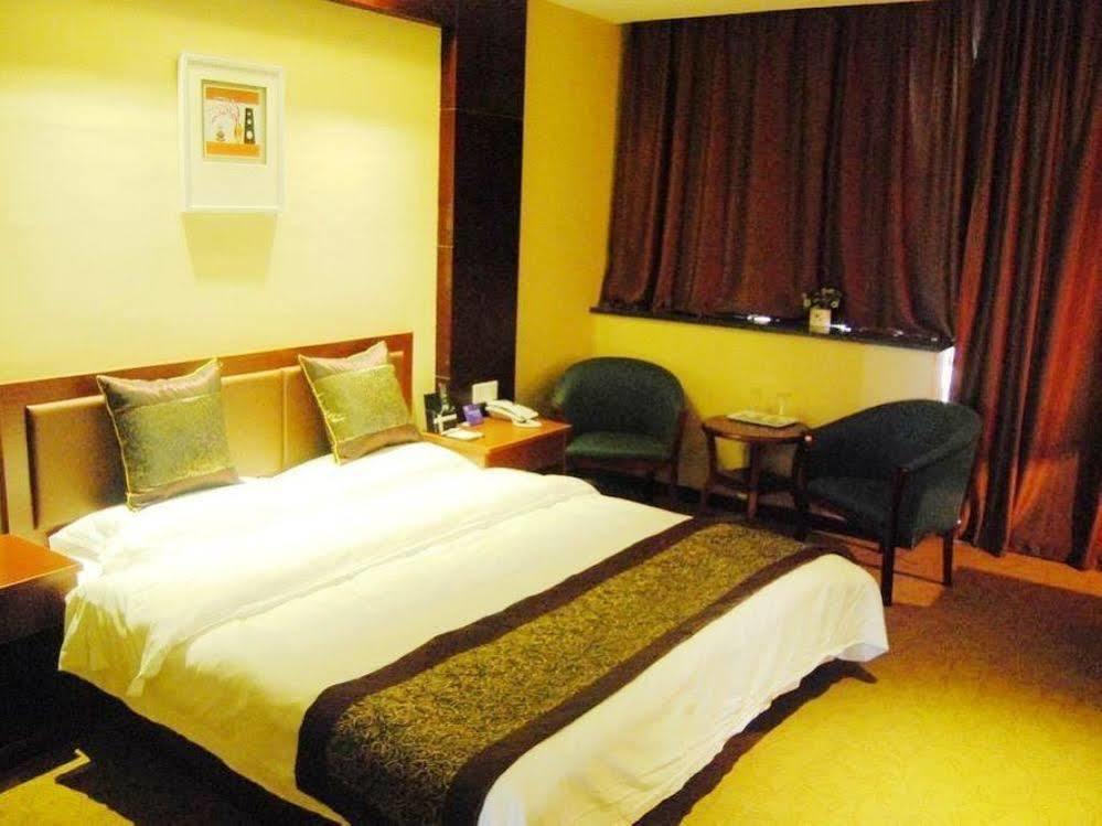 Mo'Er Holiday Hotel Наньтун Екстер'єр фото